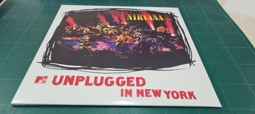 Nirvana mtv unplugged - unplugged, in